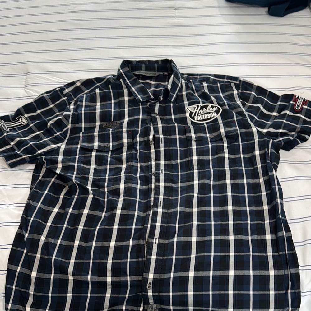 Harley-Davidson Black and White Casual Button Down Shirt